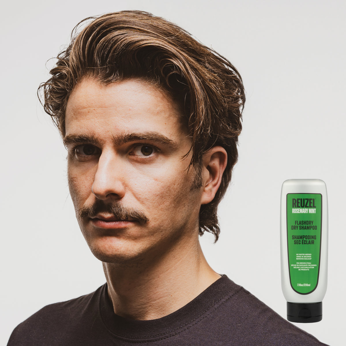 Reuzel FLASHDRY Dry Shampoo, designed for quick hair refreshment and oil absorption.
