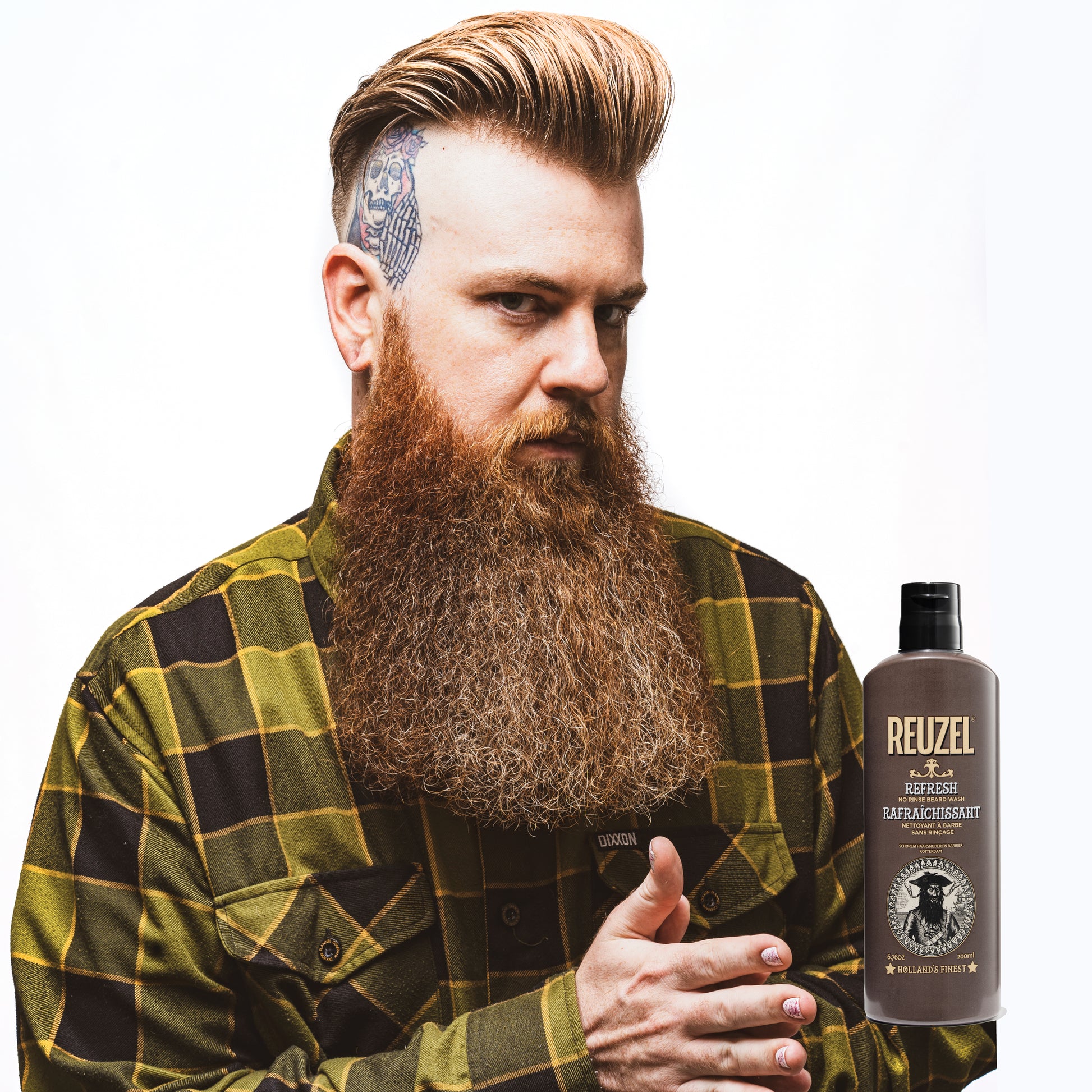 Reuzel Refresh No Rinse Beard Wash bottle with label, designed for cleaning and refreshing men's beard grooming care.
